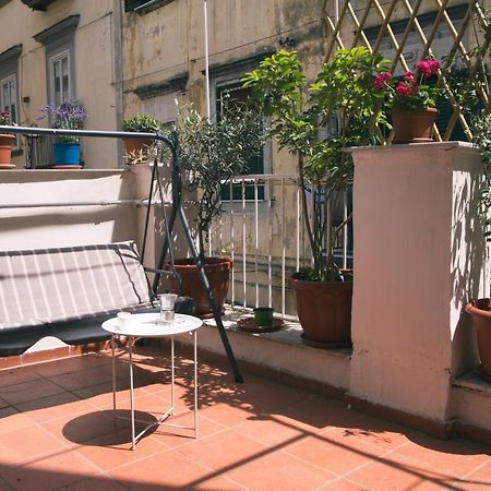 La Casa Del Nespolo, 2 Terrazzi E 2 Bagni In Centro Apartment Napoli Ngoại thất bức ảnh