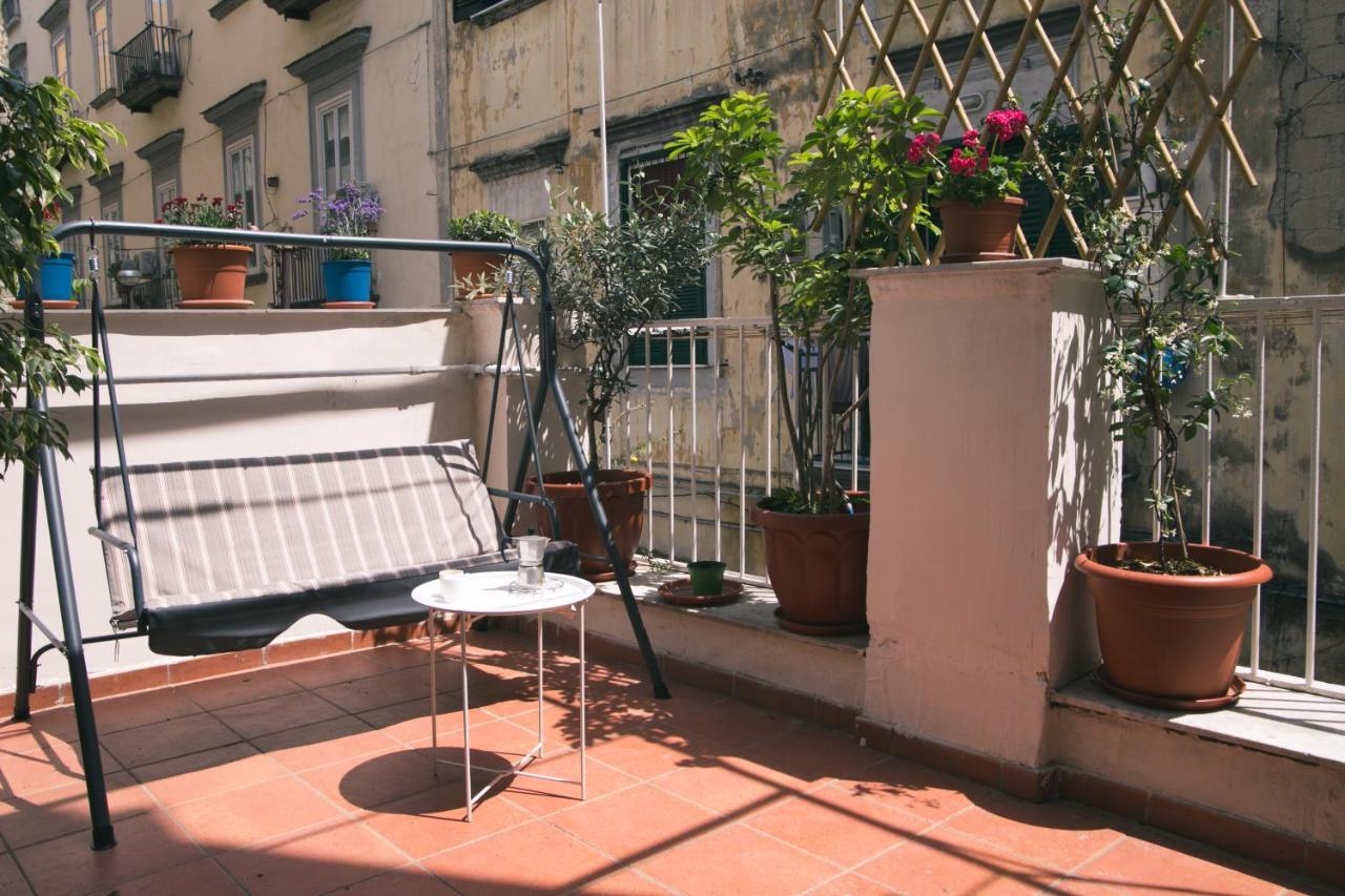 La Casa Del Nespolo, 2 Terrazzi E 2 Bagni In Centro Apartment Napoli Ngoại thất bức ảnh