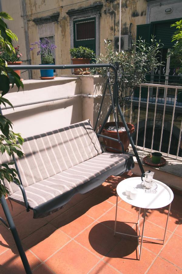 La Casa Del Nespolo, 2 Terrazzi E 2 Bagni In Centro Apartment Napoli Ngoại thất bức ảnh