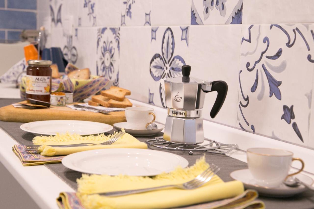 La Casa Del Nespolo, 2 Terrazzi E 2 Bagni In Centro Apartment Napoli Ngoại thất bức ảnh