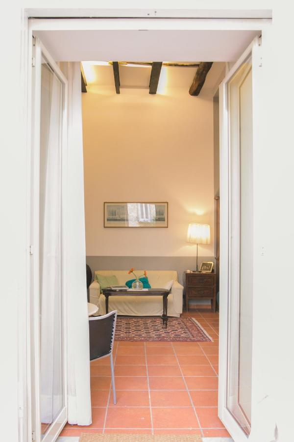 La Casa Del Nespolo, 2 Terrazzi E 2 Bagni In Centro Apartment Napoli Ngoại thất bức ảnh